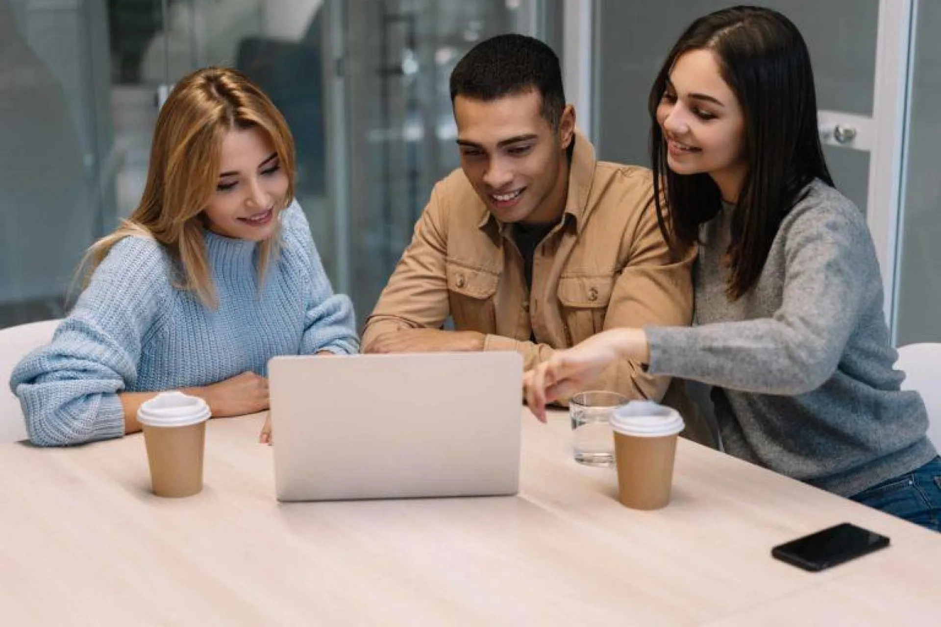 Compréhension du langage : comment le cerveau apprend une langue